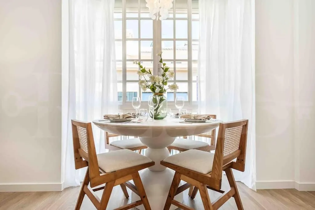 Chic Quiet Apartment Near The Center By Rems Malaga