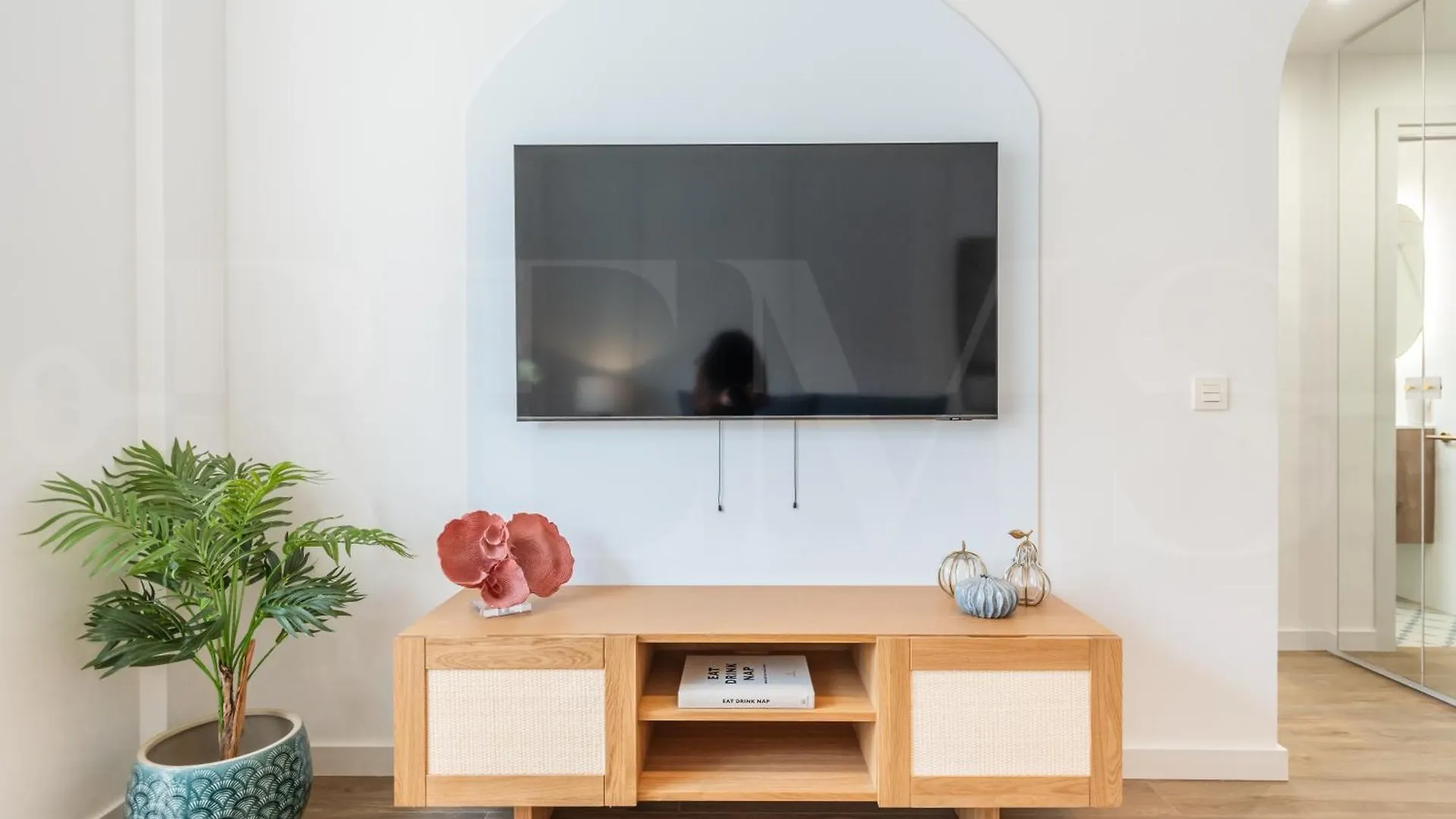 Chic Quiet Apartment Near The Center By Rems Malaga